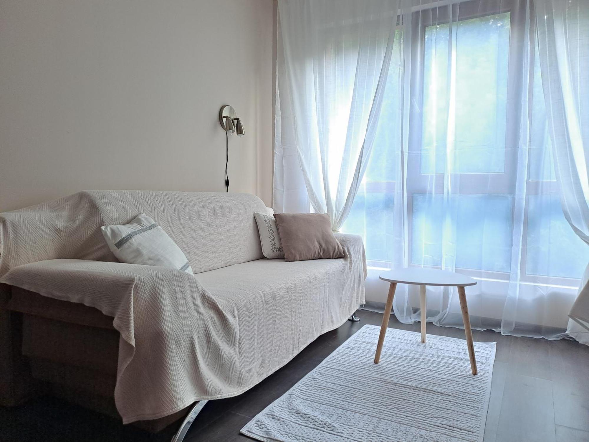 Sunrise Complex Apartments โกลเดน แซนส์ ภายนอก รูปภาพ