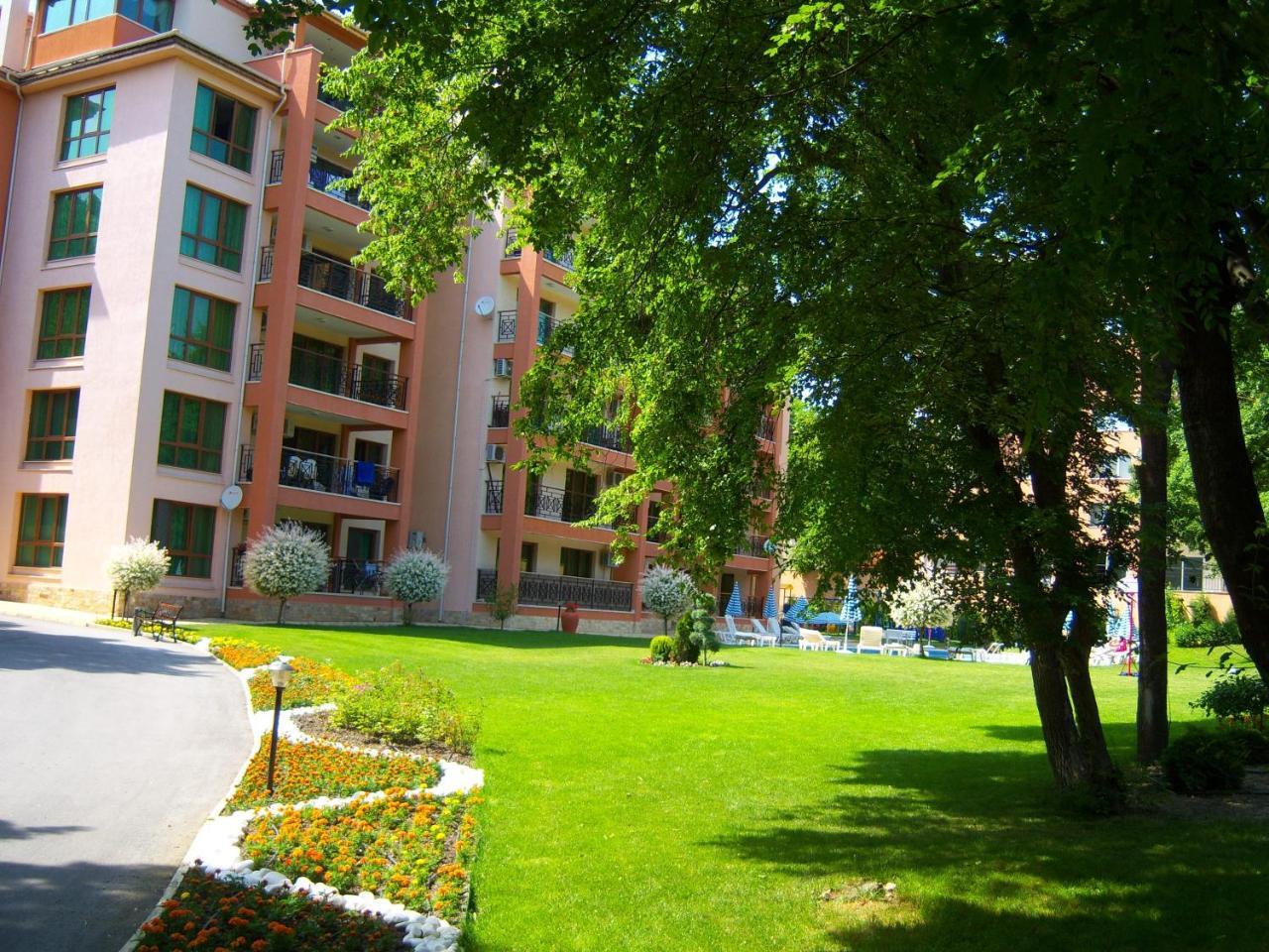 Sunrise Complex Apartments โกลเดน แซนส์ ภายนอก รูปภาพ