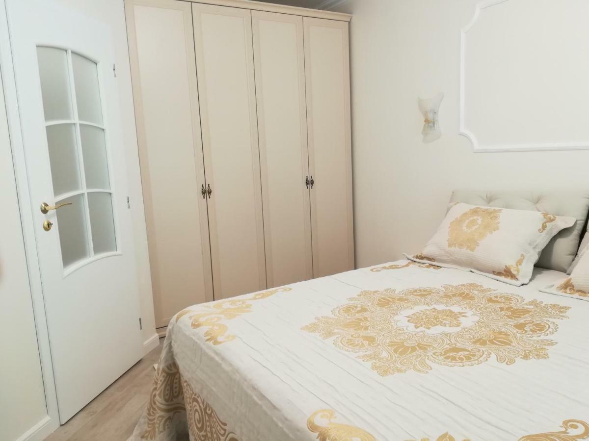 Sunrise Complex Apartments โกลเดน แซนส์ ภายนอก รูปภาพ