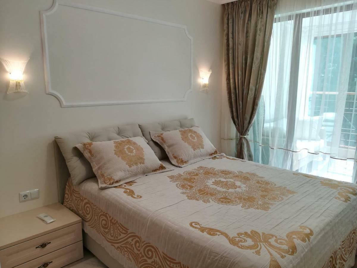 Sunrise Complex Apartments โกลเดน แซนส์ ภายนอก รูปภาพ